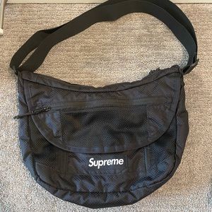 Supreme Messenger Bag SS22